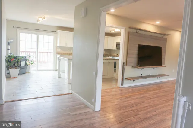 $344,900 | 310 Autumn Ridge Drive, Hebron, MD 21830