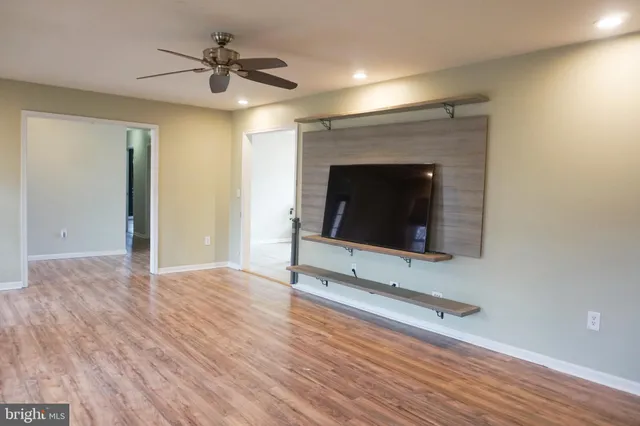 $344,900 | 310 Autumn Ridge Drive, Hebron, MD 21830