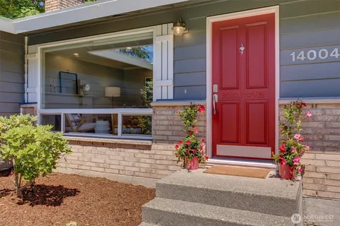 $1,299,000 | 14004 Southeast 20th Street, Bellevue, WA 98007