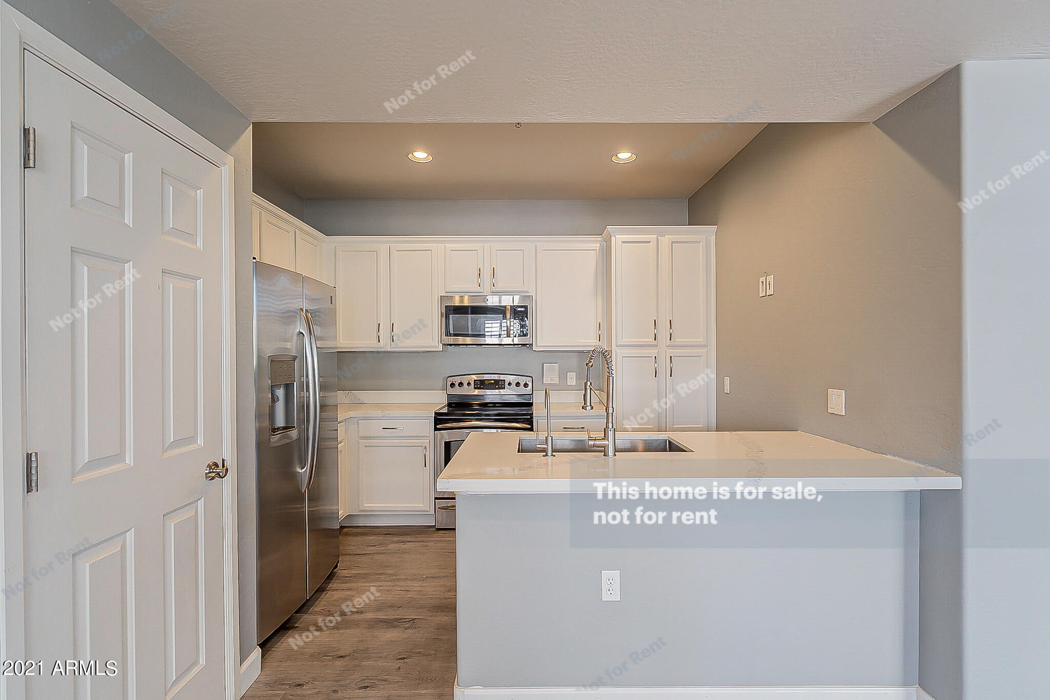 3935 East Rough Rider Road, Unit 1071 Phoenix, AZ 85050 - Photo 4 of 18 listing_3