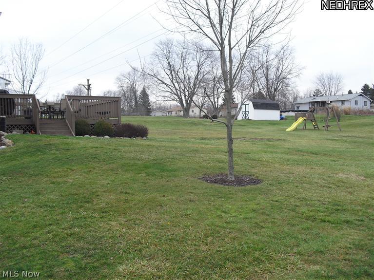 6250 Dodge Road Southwest Canton, OH 44706 - Photo 20 of 25 Very spacious back yard!