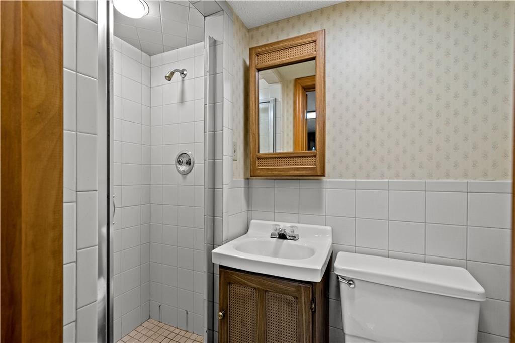 225 Orr Road Pittsburgh, PA 15241 - Photo 17 of 24 Gallery Image 17