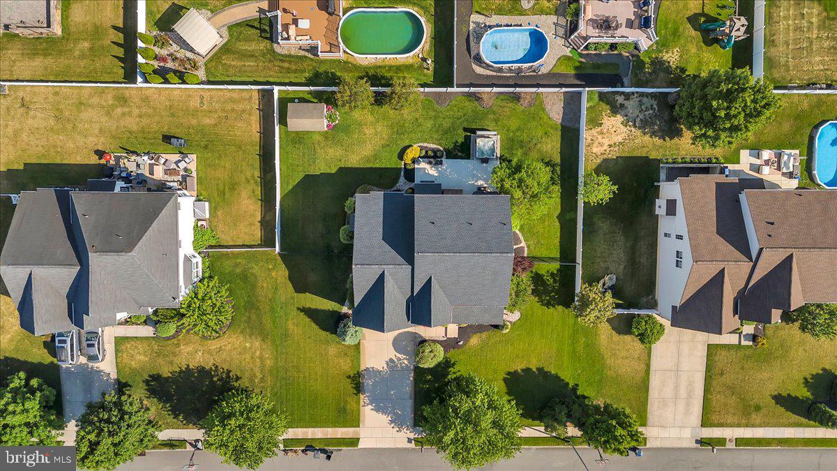 74 Candlewood Road Williamstown, NJ 08094 - Photo 38 of 45 Charming suburban oasis from above.