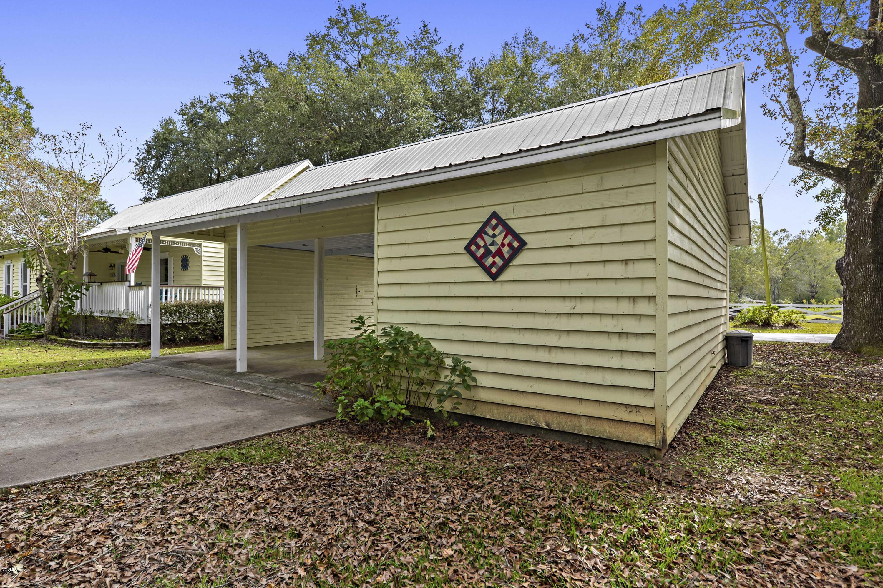 289 Barton-Agricola Road Lucedale, MS 39452 - Photo 4 of 40 003