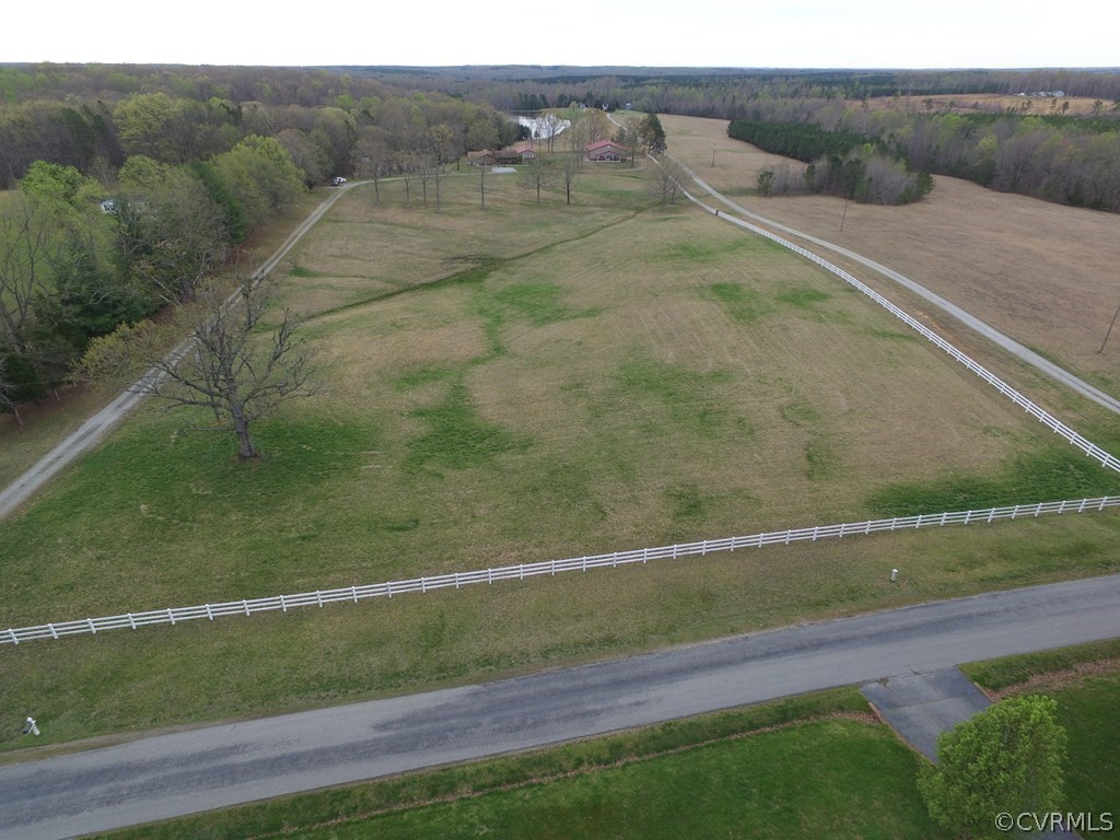 1471 Hardy Road Lunenburg, VA 23952 - Photo 2 of 32 a view of a tennis court