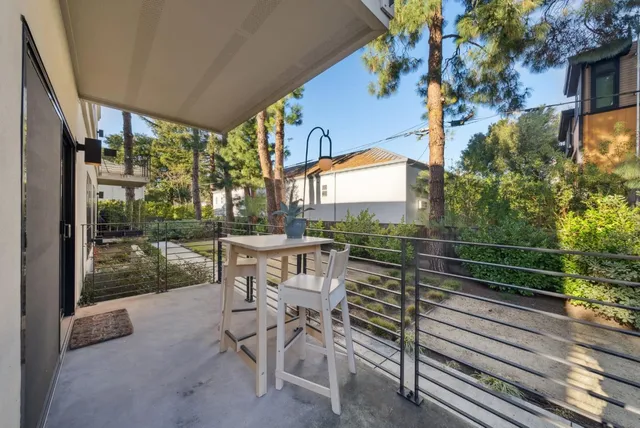 $1,648,000 | 1326 Hoover Street, Unit 2, Menlo Park, CA 94025