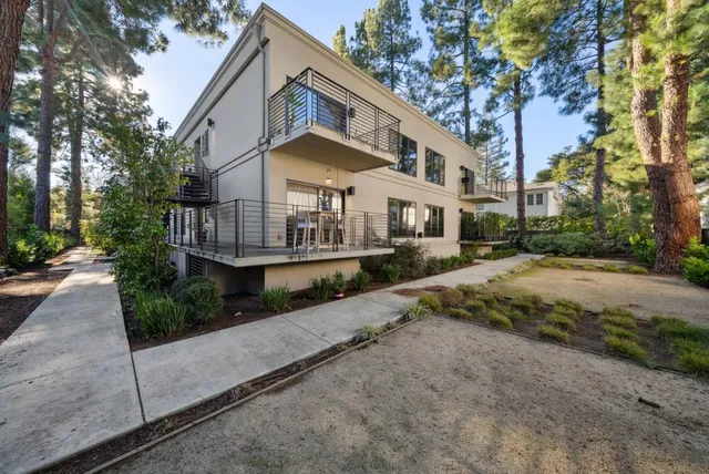 $1,648,000 | 1326 Hoover Street, Unit 2, Menlo Park, CA 94025