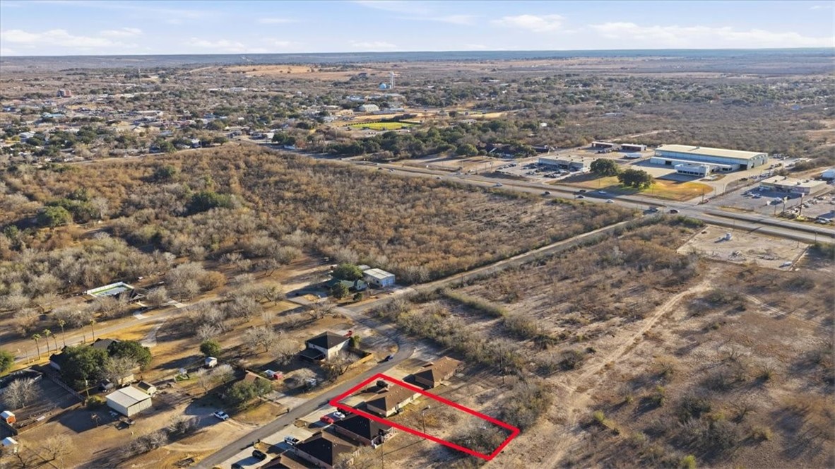 124 Kerry Drive, Unit 2 George West, TX 78022 - Photo 7 of 11