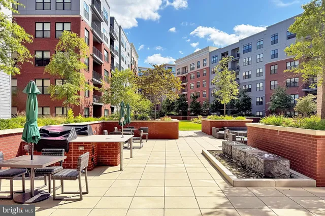 $765,000 | 2960 Vaden Drive, Unit 2103, Fairfax, VA 22031