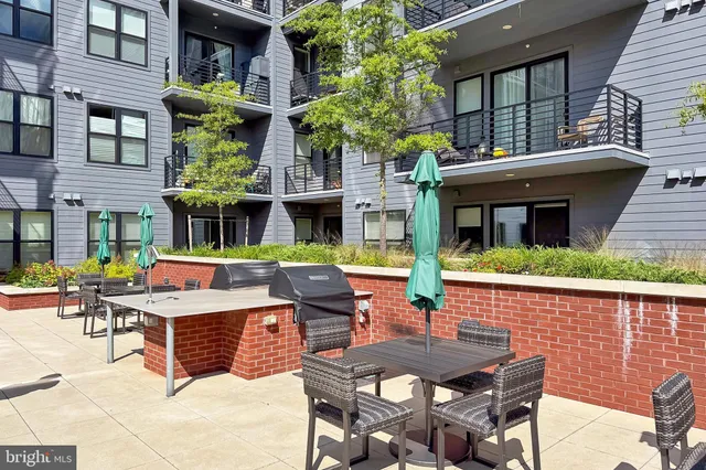 $765,000 | 2960 Vaden Drive, Unit 2103, Fairfax, VA 22031