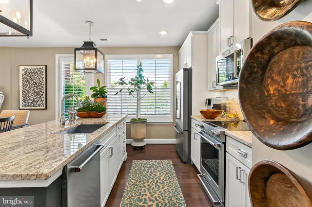 $765,000 | 2960 Vaden Drive, Unit 2103, Fairfax, VA 22031