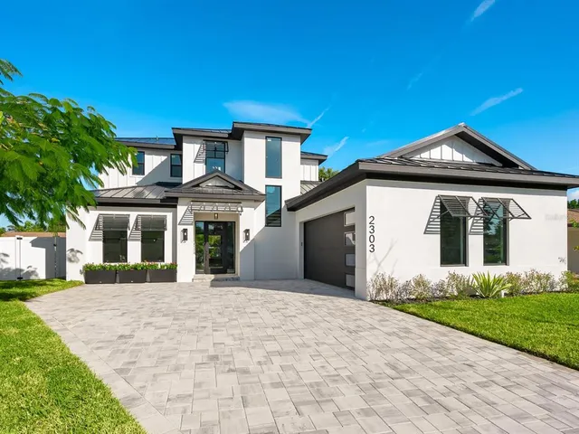 $1,999,000 | 2303 Loma Linda Street, Sarasota, FL 34239