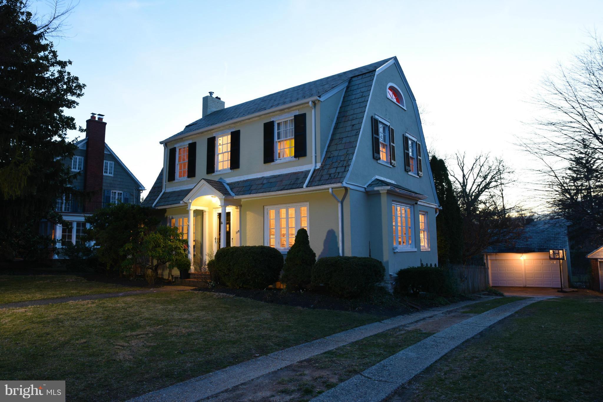 308 Wendover Road Baltimore, MD 21218 - Photo 1 of 30 Welcoming warmth
