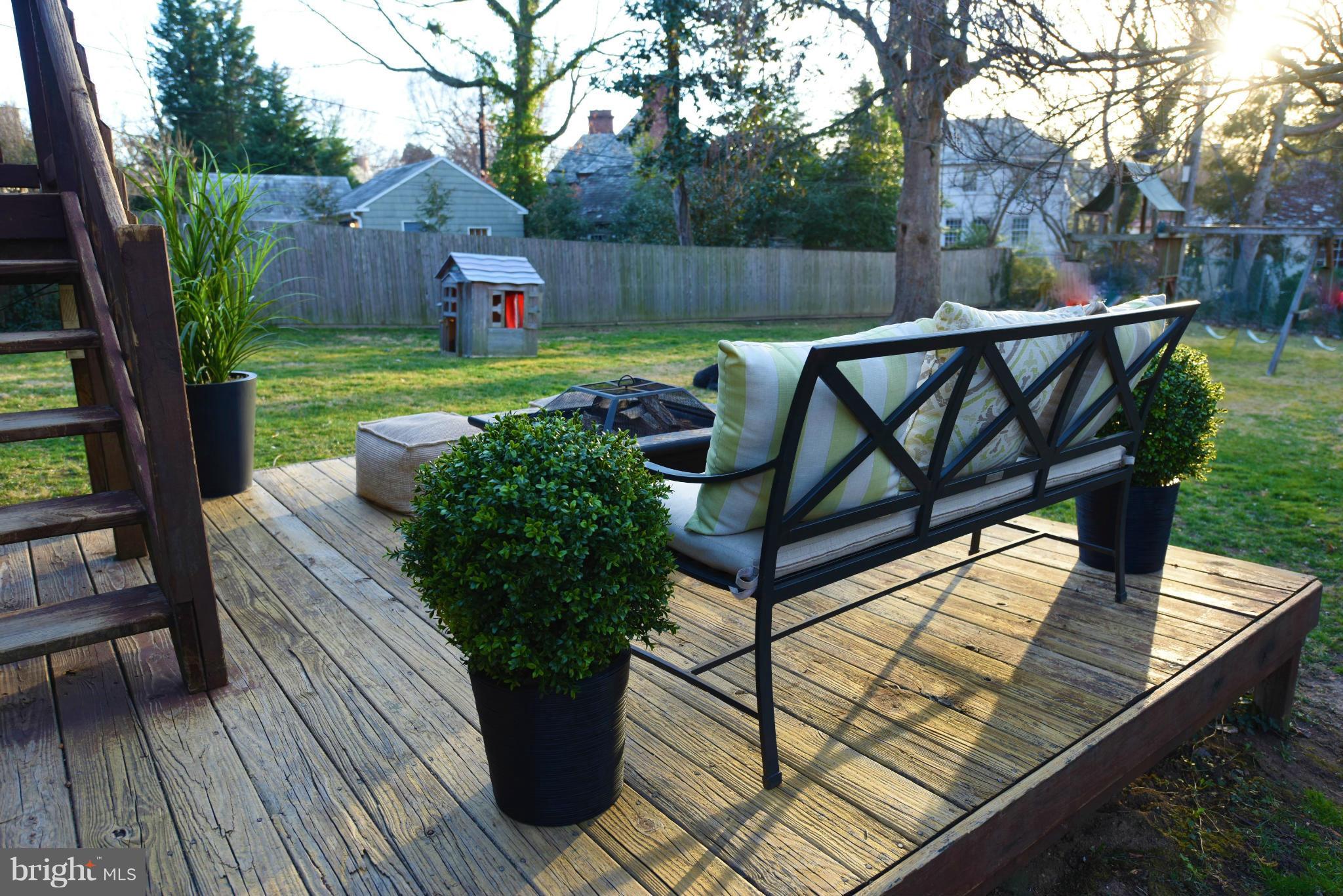 308 Wendover Road Baltimore, MD 21218 - Photo 22 of 30 Lower Deck