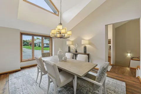 $1,695,000 | 5880 Boulder Bridge Lane, Shorewood, MN 55331