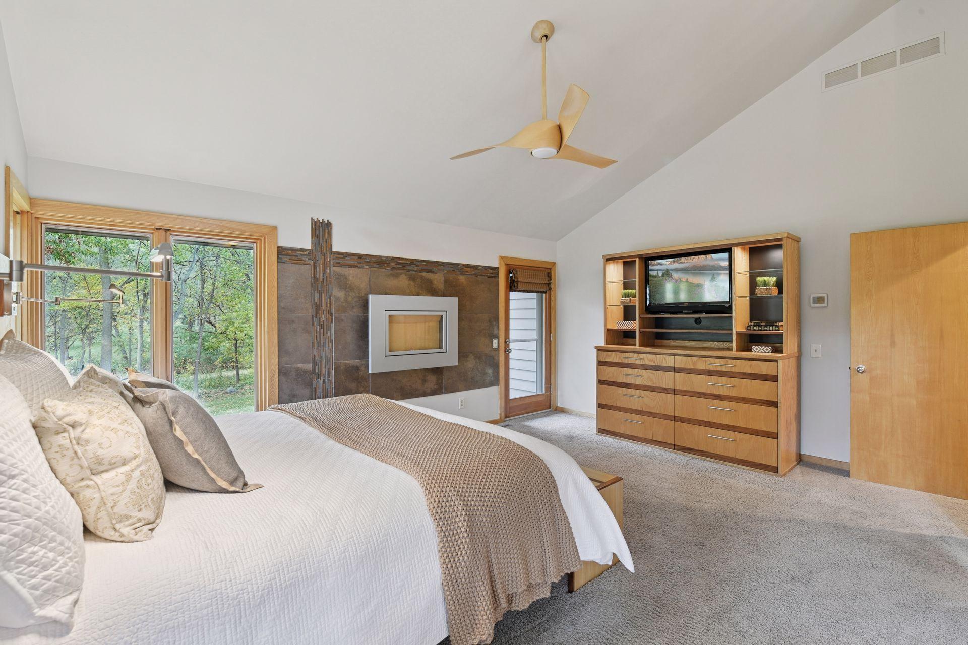 5880 Boulder Bridge Lane Excelsior, MN 55331 - Photo 23 of 59