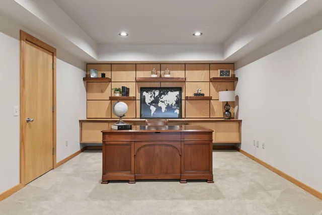 $1,695,000 | 5880 Boulder Bridge Lane, Shorewood, MN 55331