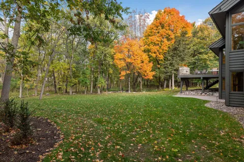 $1,695,000 | 5880 Boulder Bridge Lane, Excelsior, MN 55331