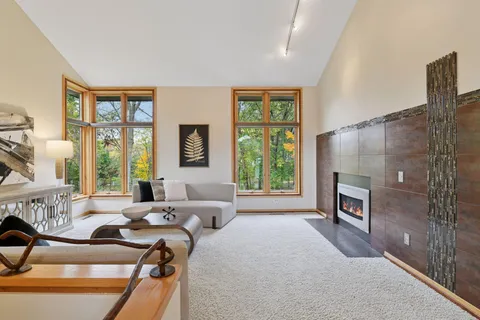 $1,695,000 | 5880 Boulder Bridge Lane, Shorewood, MN 55331