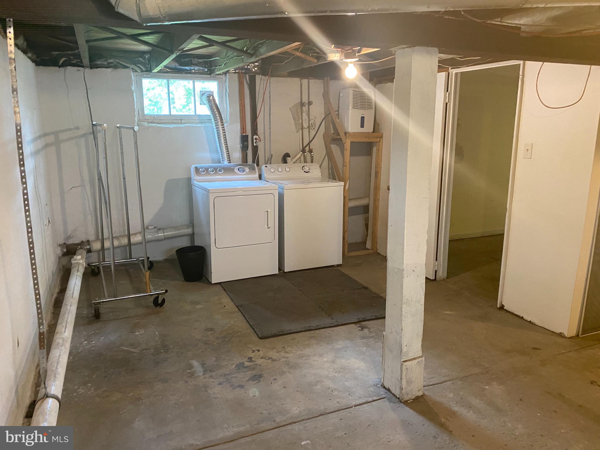 959 Radnor Road Wayne, PA 19087 - Photo 31 of 35