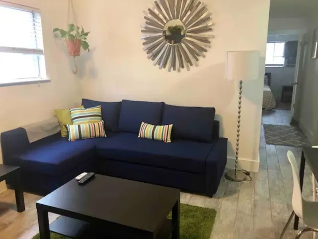 $1,295 | 5909 Bolm Road, Unit 13, Austin, TX 78721