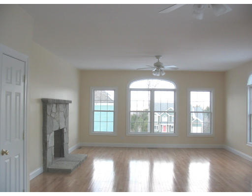 12 White Pine Road Amherst, MA 01002 - Photo 6 of 7 Gallery Image 6