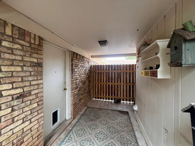 a view of entryway with stairs