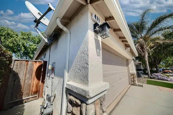$565,000 | 471 Pombo Square Drive, Tracy, CA 95376