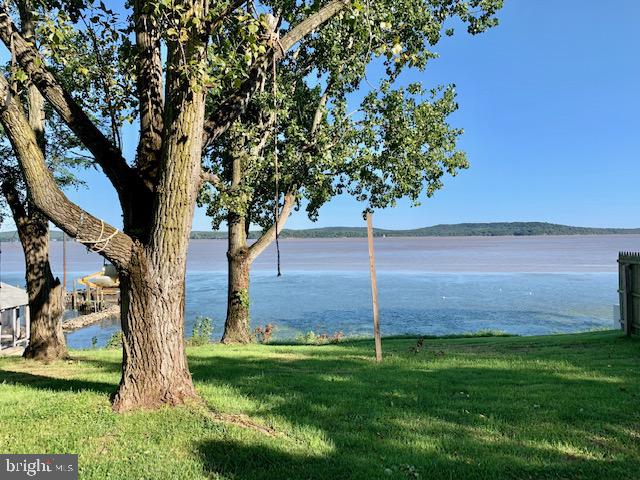 1418 Carpenters Point Road Perryville, MD 21903 - Photo 5 of 19 Just Steps Away from Private Water Access...