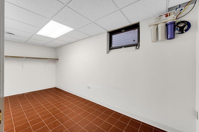 1511 35th Street Munster, IN 46321 - Photo 36 of 37 800x533
