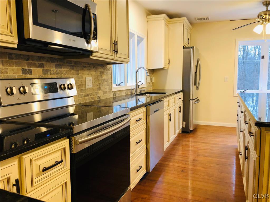8104 Skeet Club Road Slatington, PA 18080 - Photo 14 of 45 Gallery Image 14