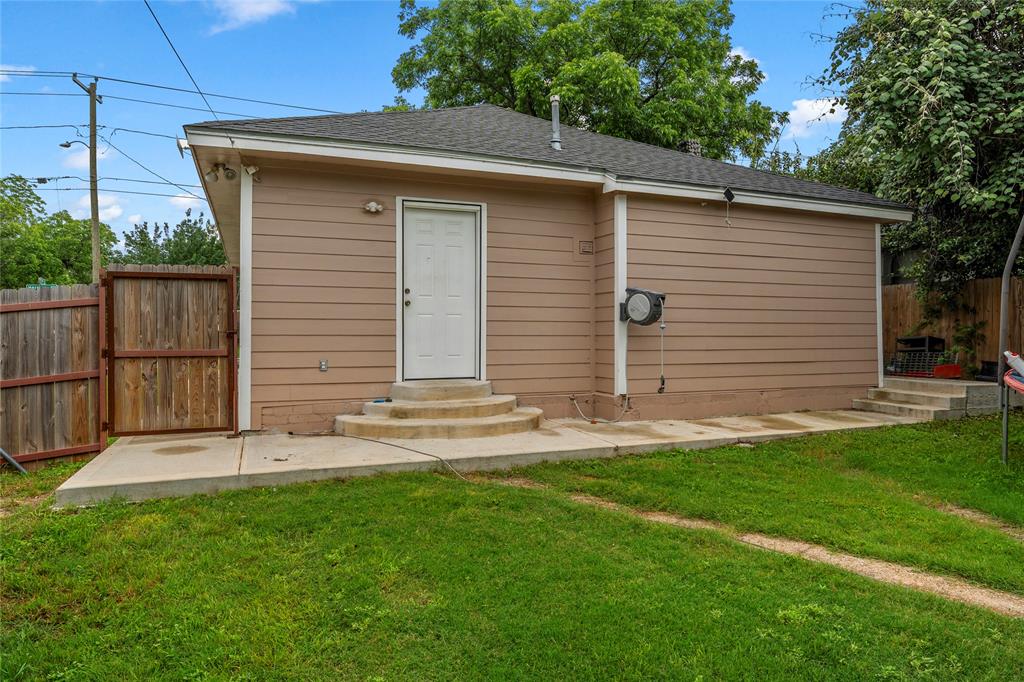 2301 Herring Avenue Waco, TX 76708 - Photo 13 of 14 a front view of house with yard