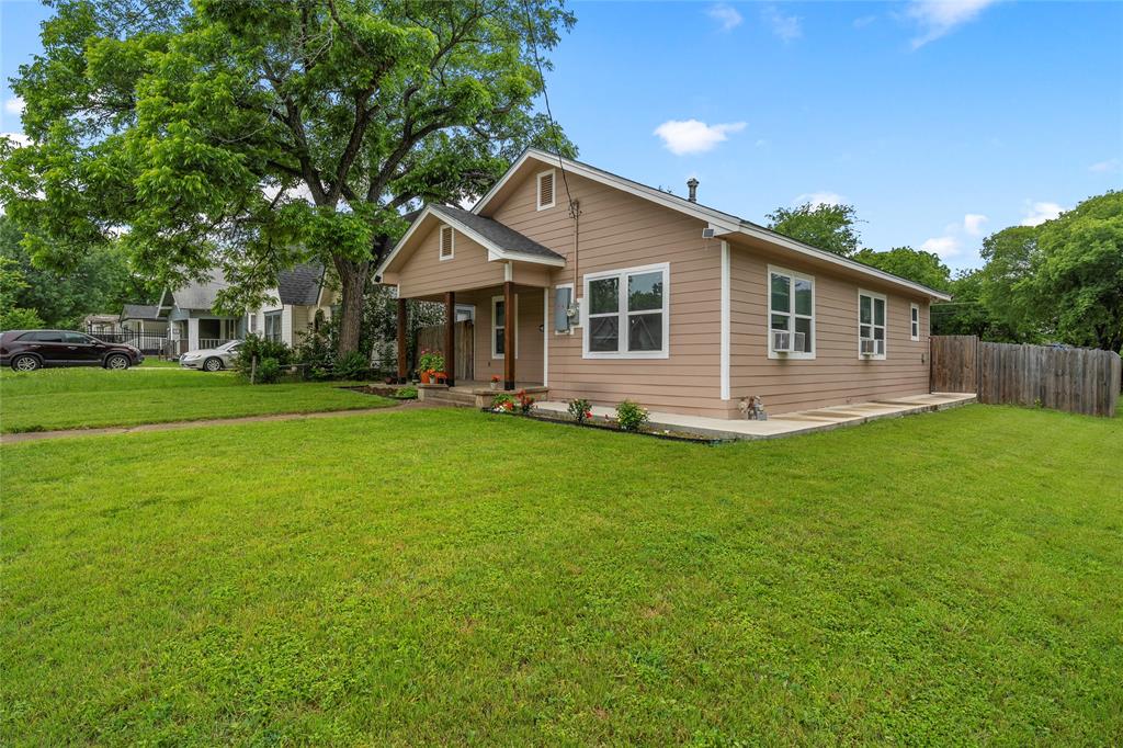 2301 Herring Avenue Waco, TX 76708 - Photo 2 of 14 a front view of house with yard and green space