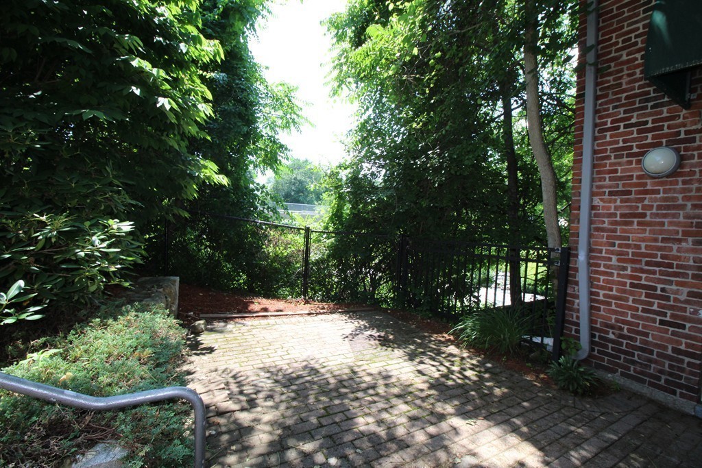 4 Powder Mill Square, Unit 101D Andover, MA 01810 - Photo 33 of 39 Gallery Image 33