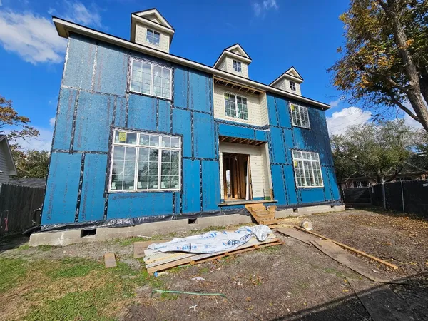 $2,995,000 | 2400 Swift Boulevard, Houston, TX 77030
