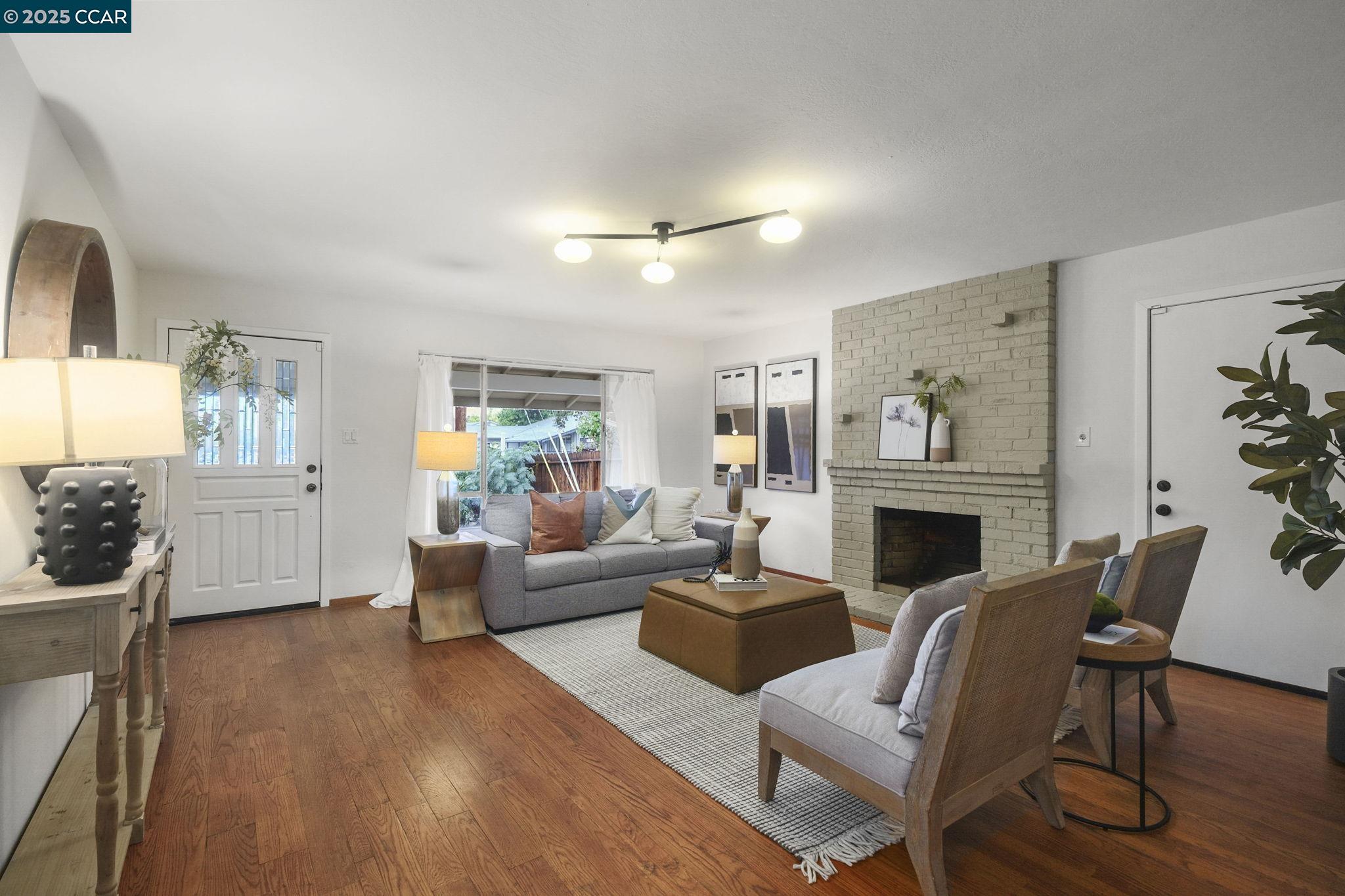 1867 Toyon Drive Concord, CA 94520 - Photo 3 of 23