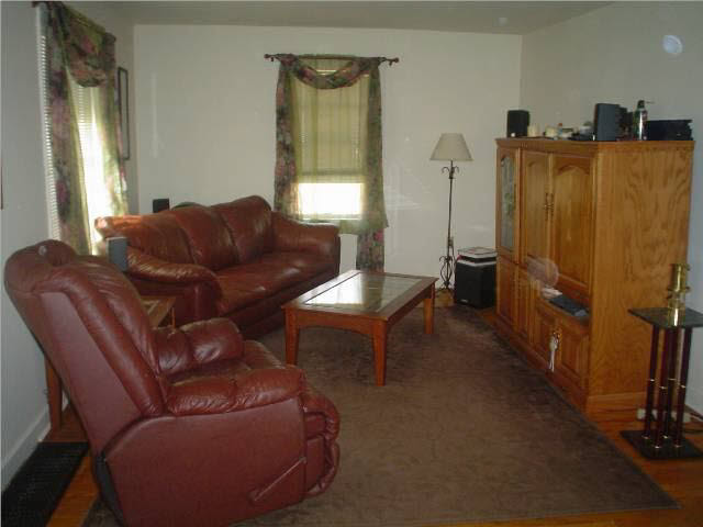 1825 Bashor Road Goshen, IN 46526 - Photo 2 of 4 Gallery Image 2