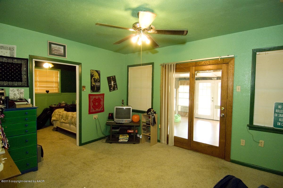 4218 Camp Lane Amarillo, TX 79110 - Photo 21 of 34 OFFICE AREA VIEW 1