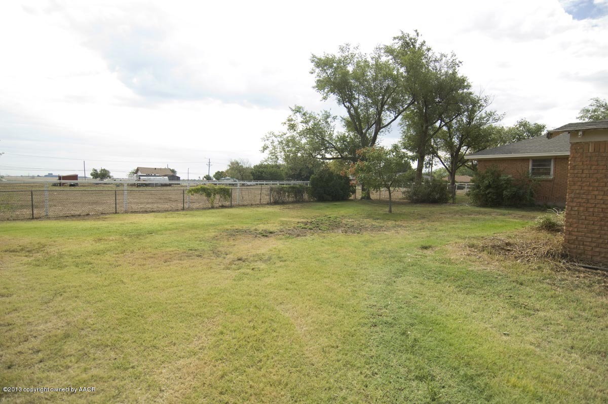 4218 Camp Lane Amarillo, TX 79110 - Photo 32 of 34 BACK YARD VIEW 2