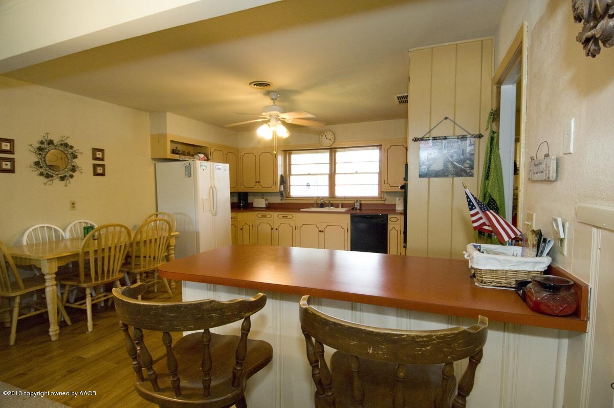 4218 Camp Lane Amarillo, TX 79110 - Photo 10 of 34 KITCHEN VIEW 4