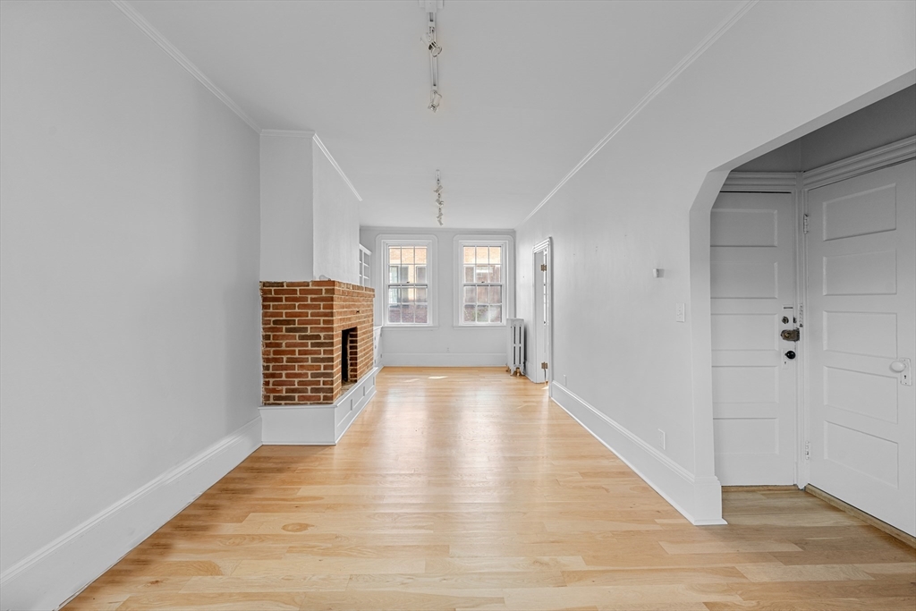 132 Myrtle Street, Unit 2 Boston, MA 02114 - Photo 3 of 15