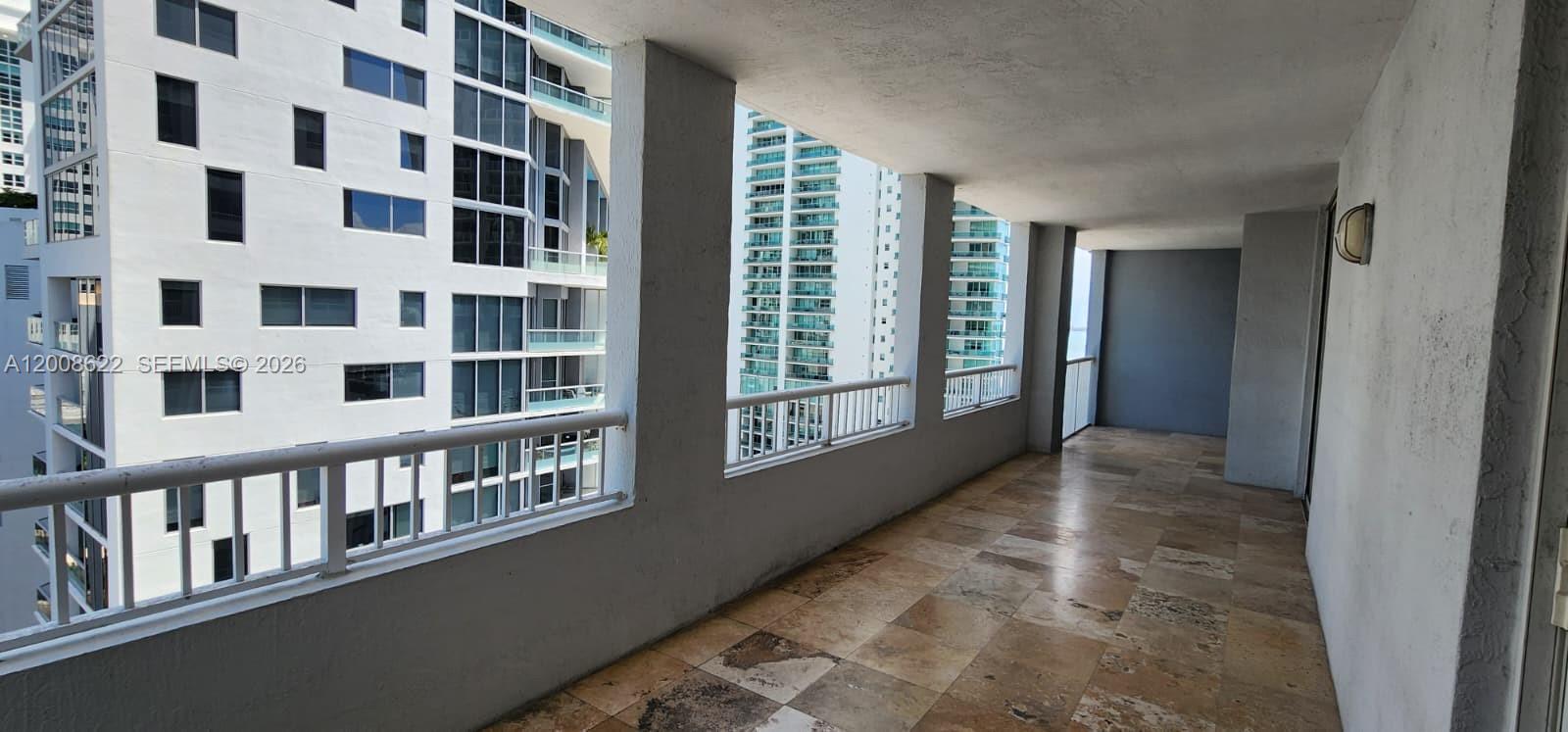170 Southeast 14th Street, Unit 1408 Miami, FL 33131 - Photo 17 of 30 a view of a large window