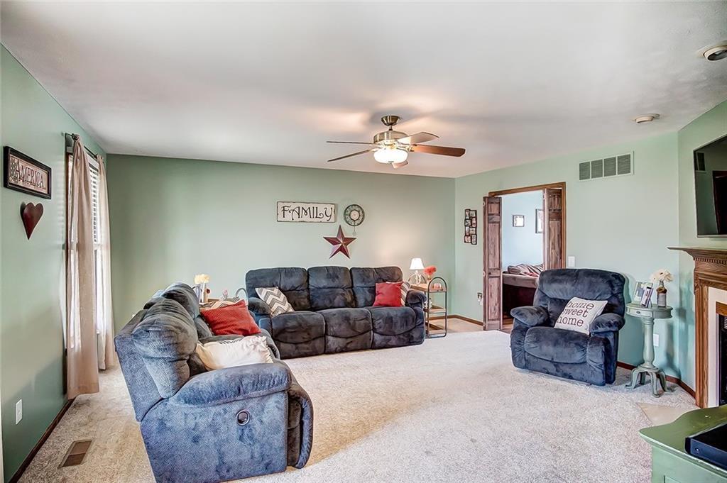 176 Locust View Way Troy, OH 45373 - Photo 4 of 32