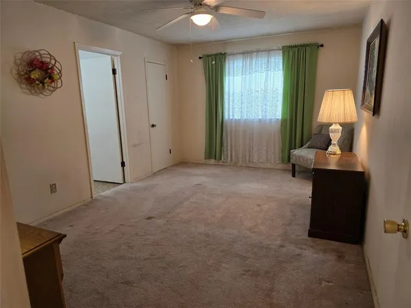 $254,900 | 1037 Barber Street, Hurst, TX 76053