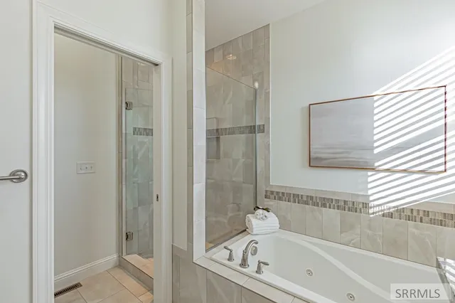 $615,000 | 3830 Lakefield Lane, Ammon, ID 83406