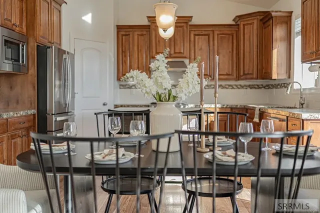 $615,000 | 3830 Lakefield Lane, Ammon, ID 83406