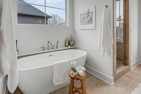 $1,150,000 | 6412 A Premier Drive, Nashville, TN 37209