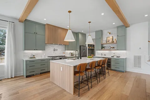 $1,150,000 | 6412 A Premier Drive, Nashville, TN 37209