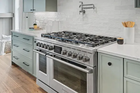 $1,150,000 | 6412 A Premier Drive, Nashville, TN 37209