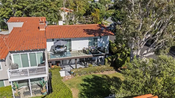$2,200,000 | 2901 Quedada, Newport Beach, CA 92660